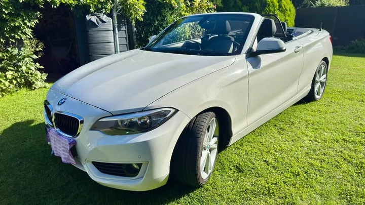 BMW 220