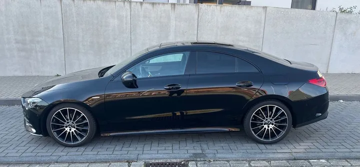 Mercedes-Benz CLA 200