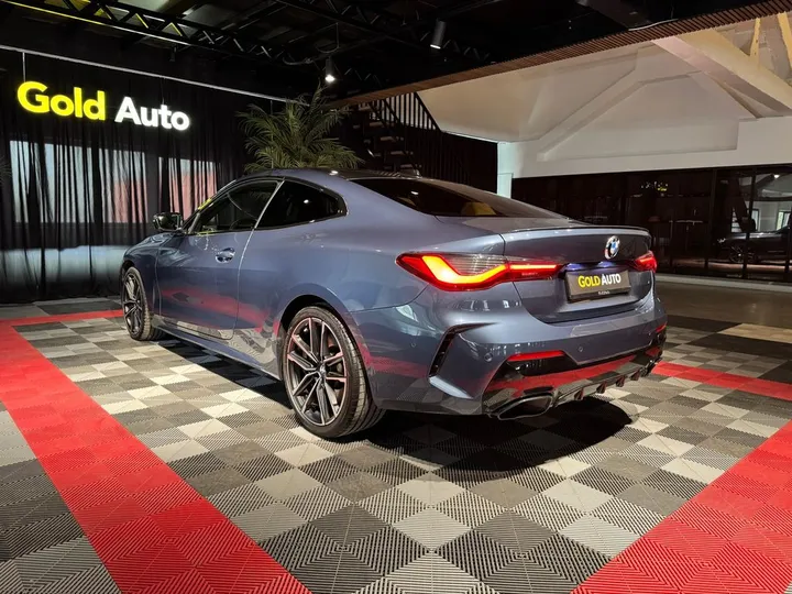 BMW M440