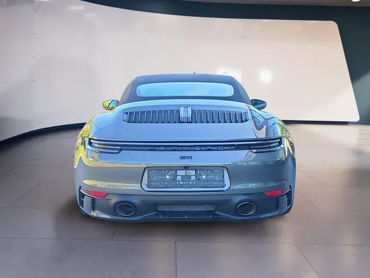 Porsche 992