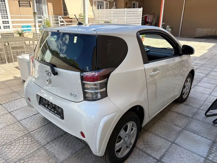 Toyota IQ