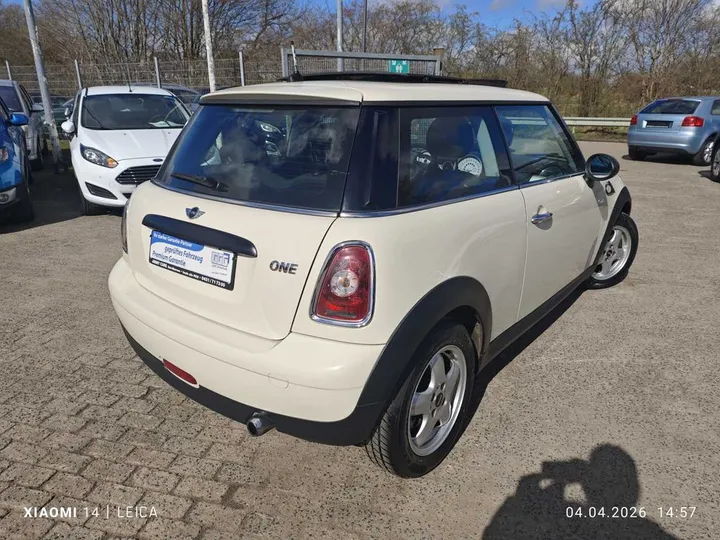 MINI ONE