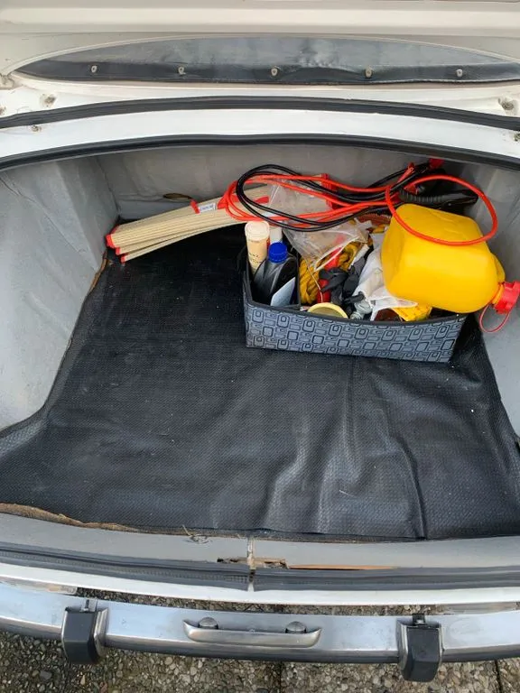 Peugeot 304