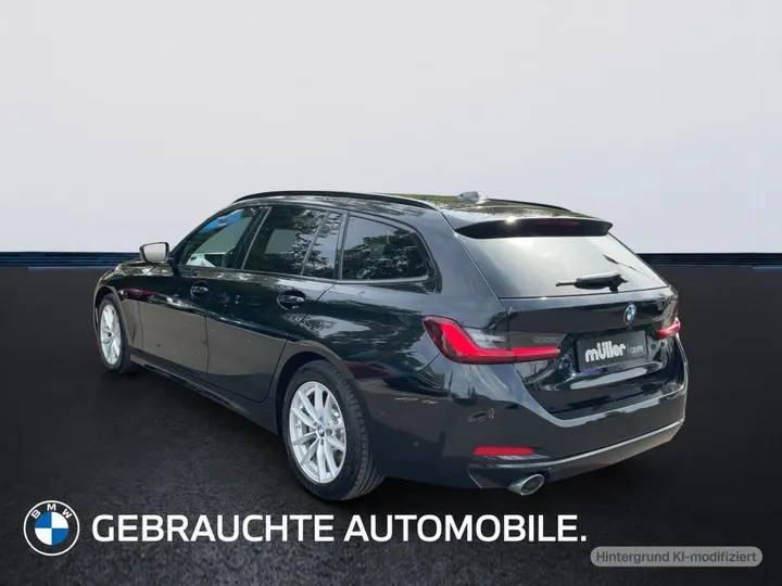 BMW 330