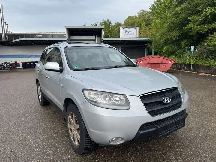 Hyundai SANTA FE
