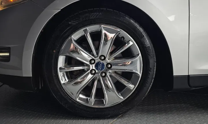 Ford Taurus