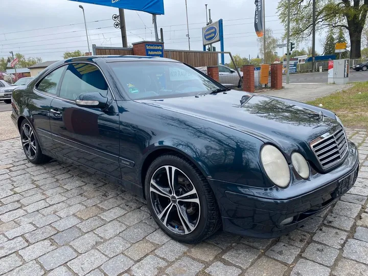 Mercedes-Benz CLK 200