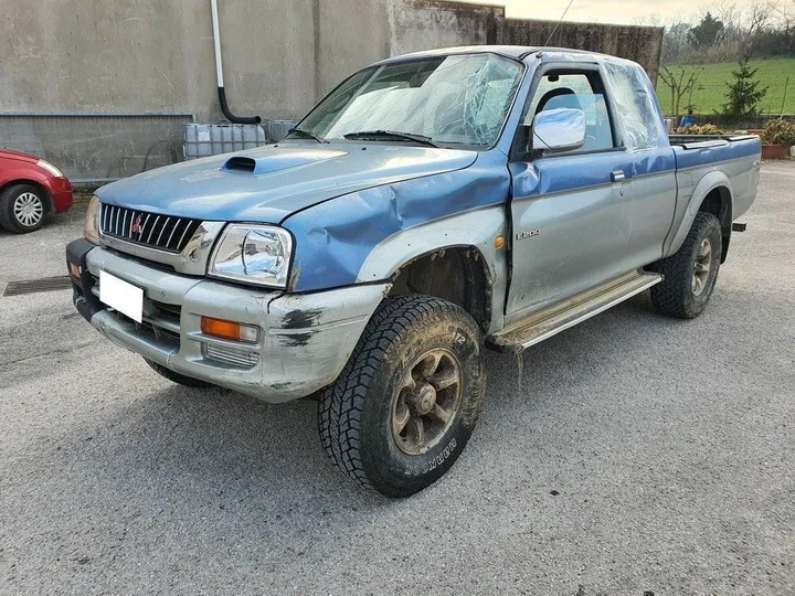 Mitsubishi L200