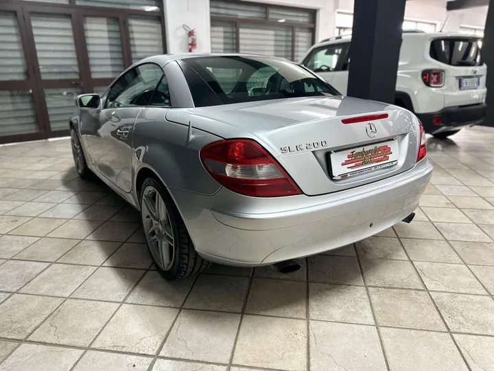 Mercedes-Benz SLK 200