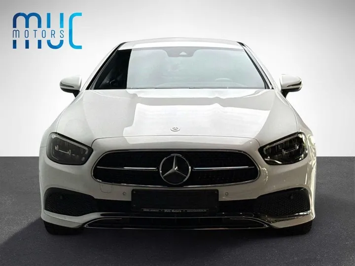 Mercedes-Benz E 200
