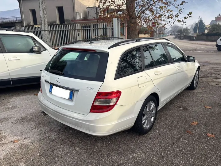 Mercedes-Benz C 200