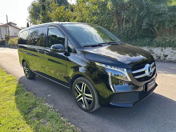 Mercedes-Benz V 250
