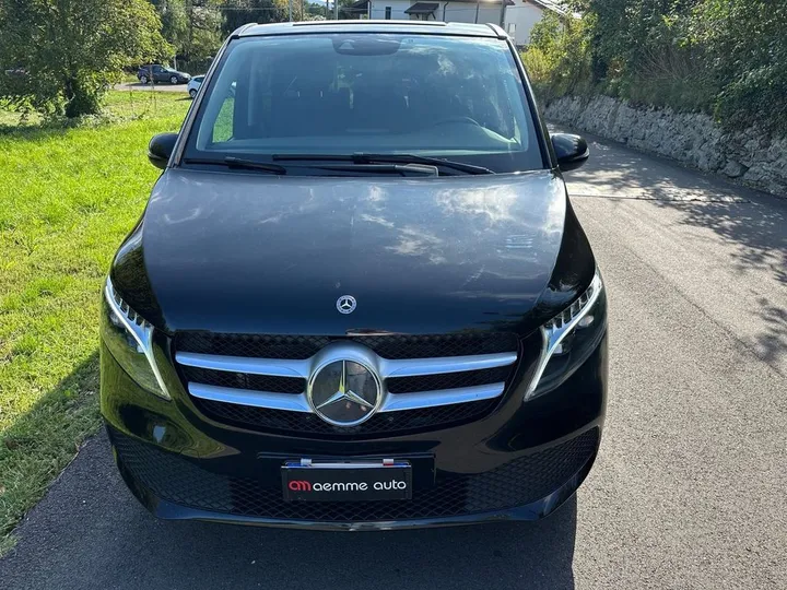 Mercedes-Benz V 250