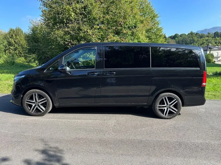 Mercedes-Benz V 250