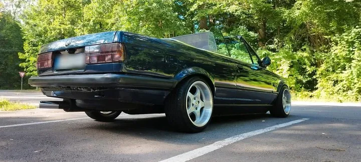 BMW 325