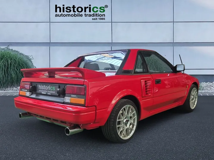 Toyota MR 2