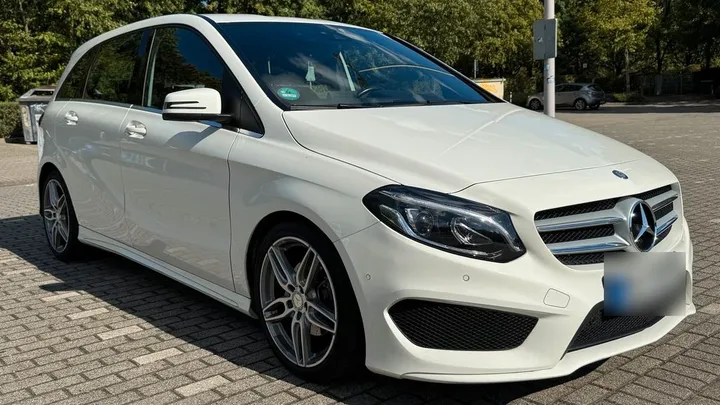 Mercedes-Benz B 200