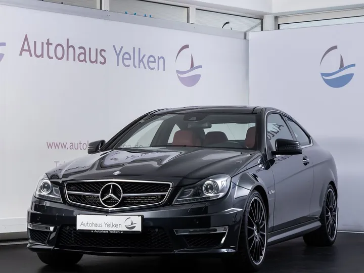 Mercedes-Benz C 63 AMG