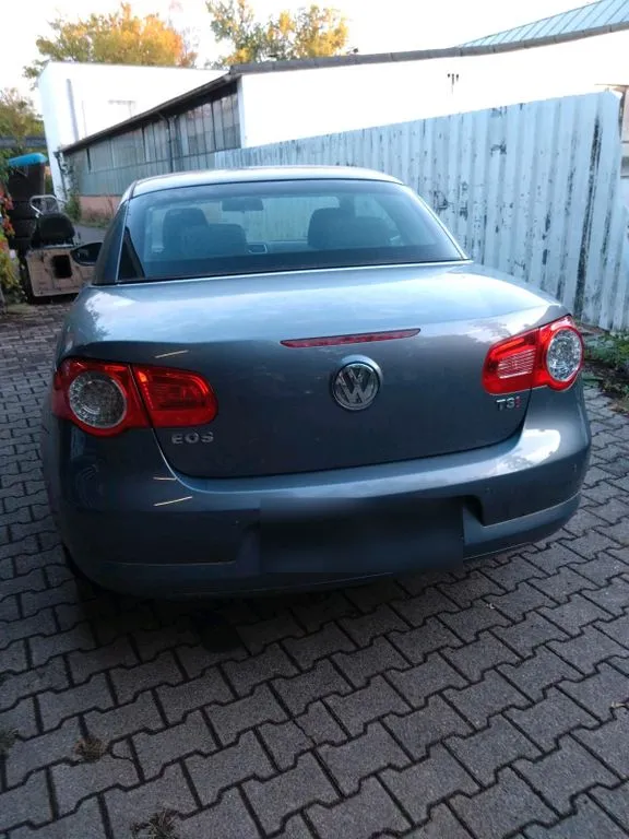 Volkswagen Eos