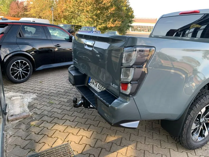 Isuzu D-Max