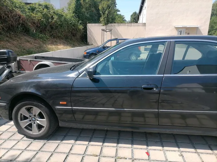 BMW 520