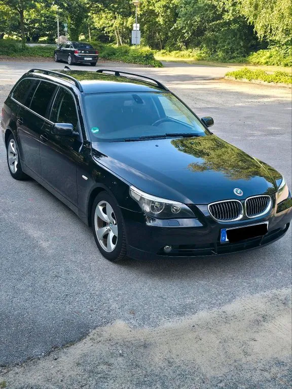 BMW 525