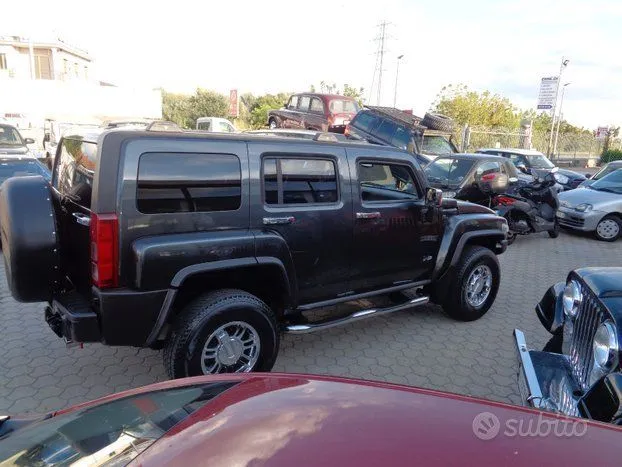 Hummer H3