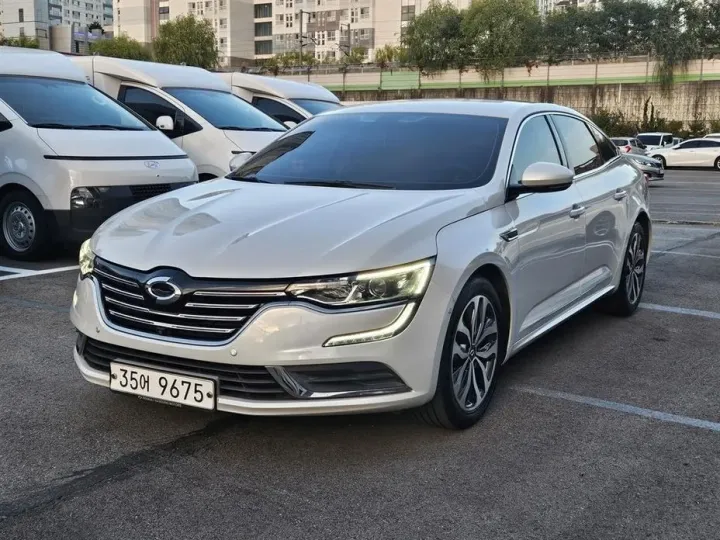 Renault Korea SM6
