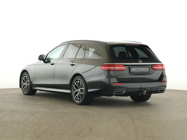 Mercedes-Benz E 400