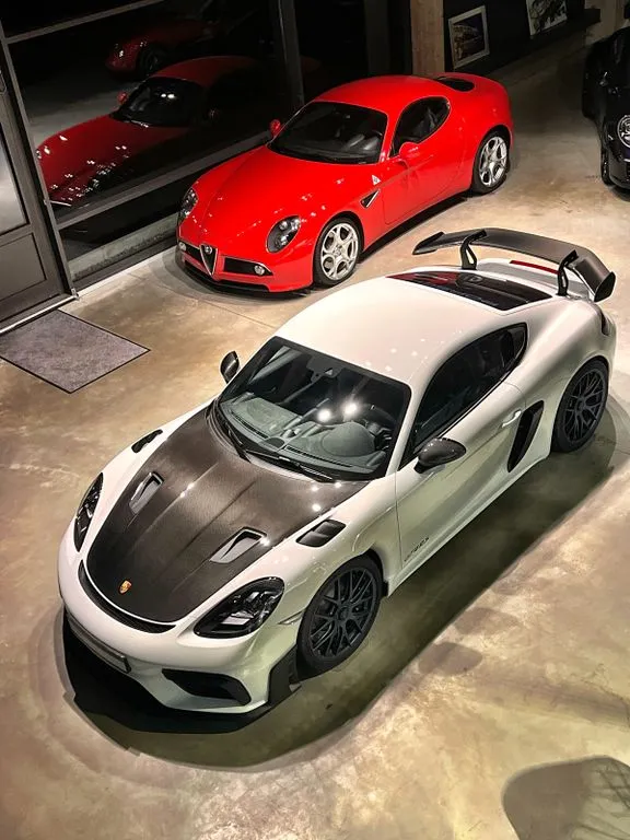 Porsche Cayman