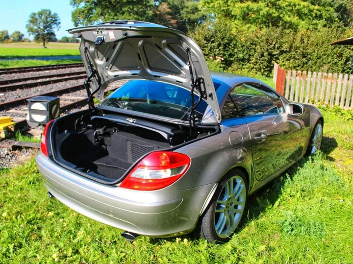 Mercedes-Benz SLK 200