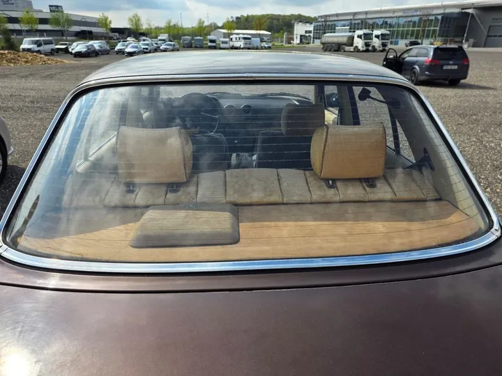 Mercedes-Benz 250