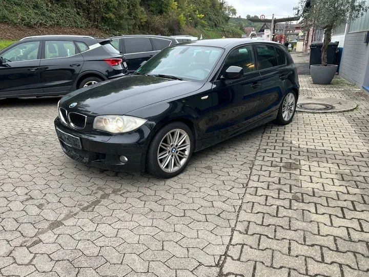 BMW 118