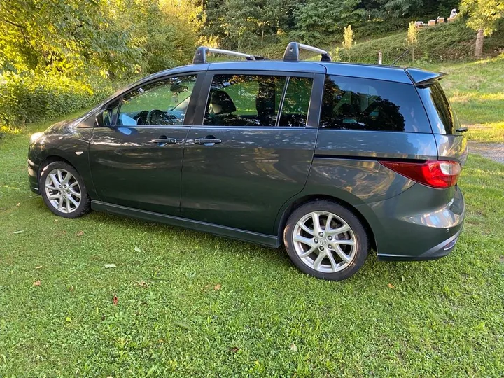 Mazda 5