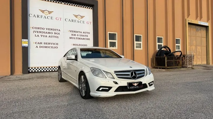 Mercedes-Benz E 220