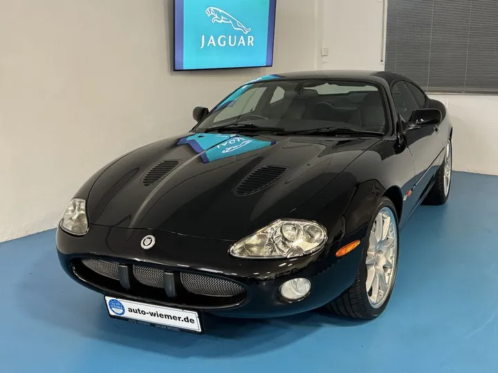 Jaguar XKR