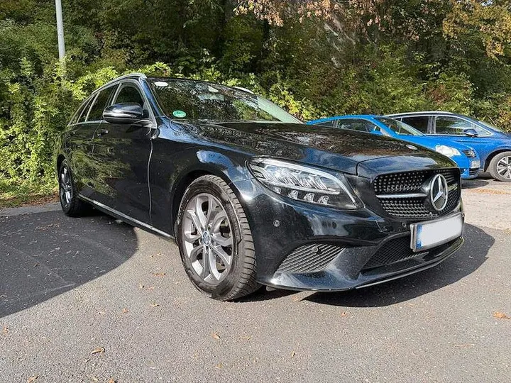 Mercedes-Benz C 220