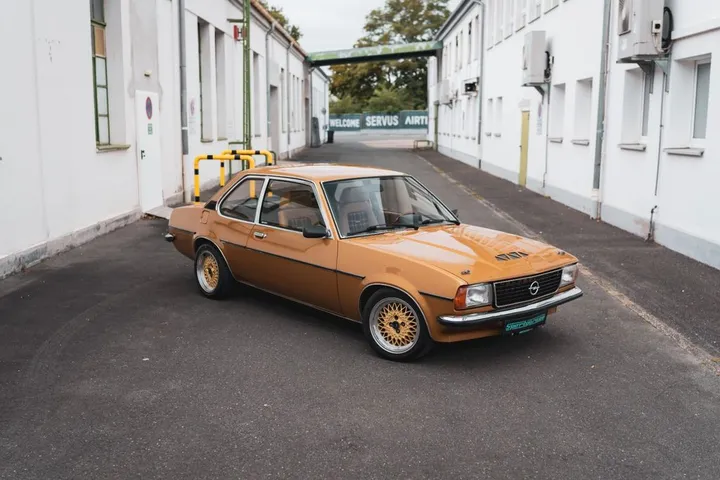 Opel Ascona