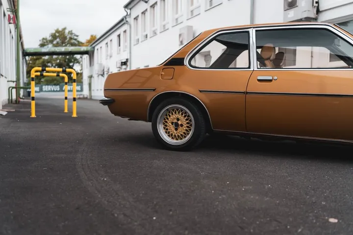 Opel Ascona