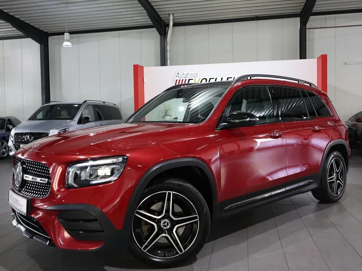 Mercedes-Benz GLB 220