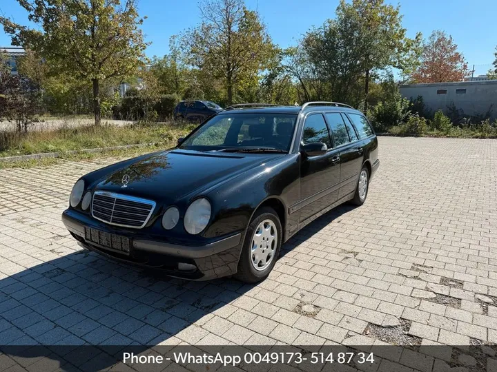 Mercedes-Benz E 220