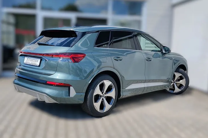 Audi Q4