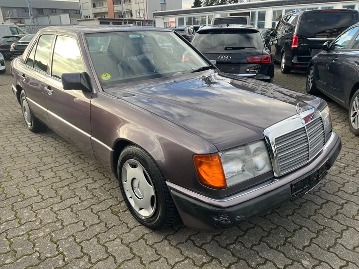 Mercedes-Benz E 250
