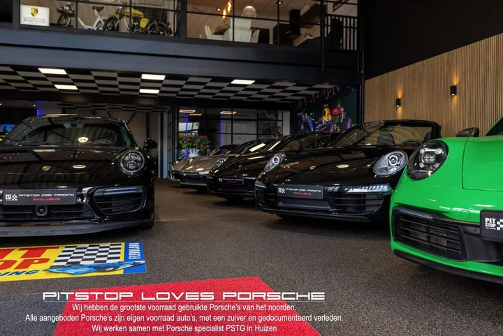 Porsche 992