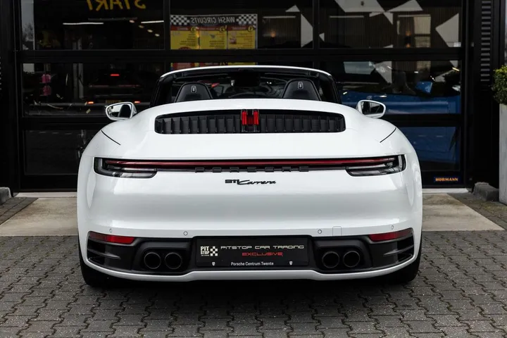 Porsche 992