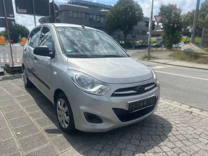 Hyundai i10