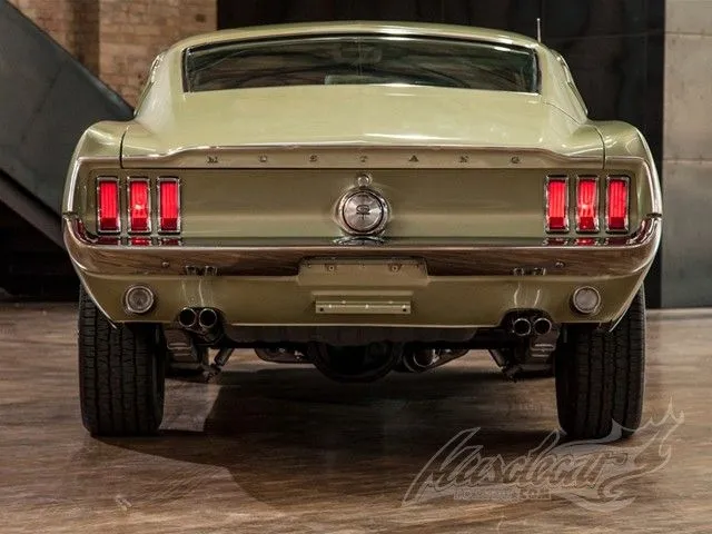 Ford Mustang