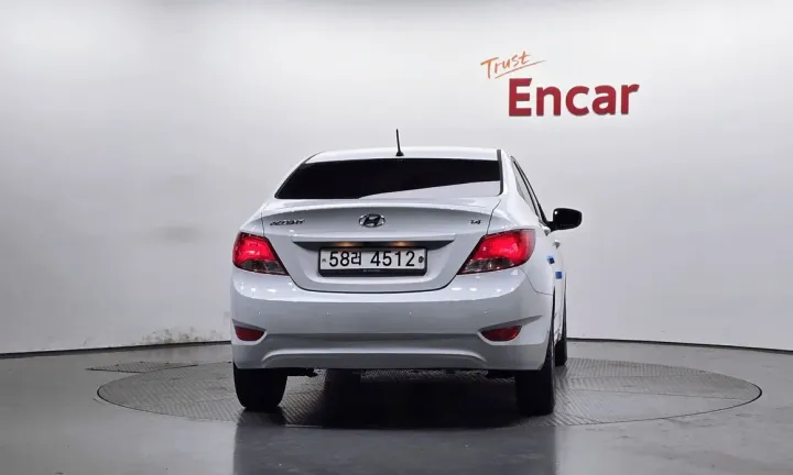 Hyundai Accent