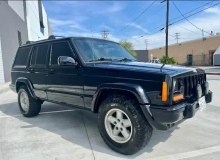 Jeep Cherokee