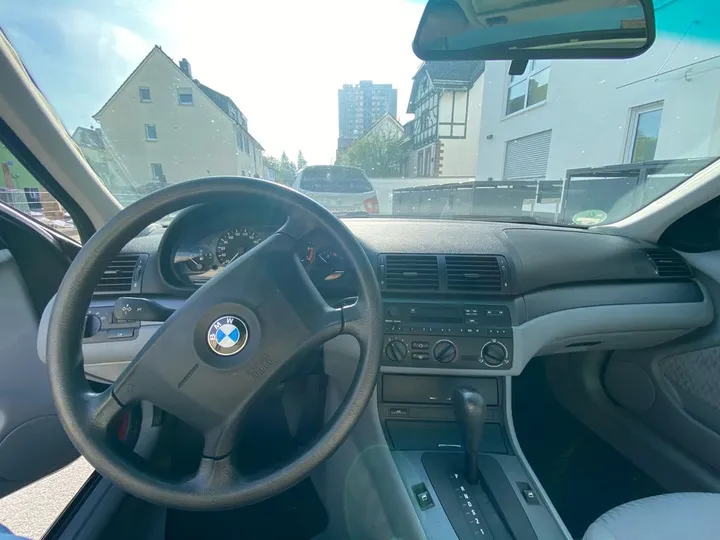 BMW 318